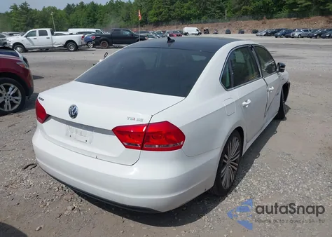 2014 Volkswagen Passat 1.8T Sport from USA, damaged, VIN 1VWBT7A30EC112141